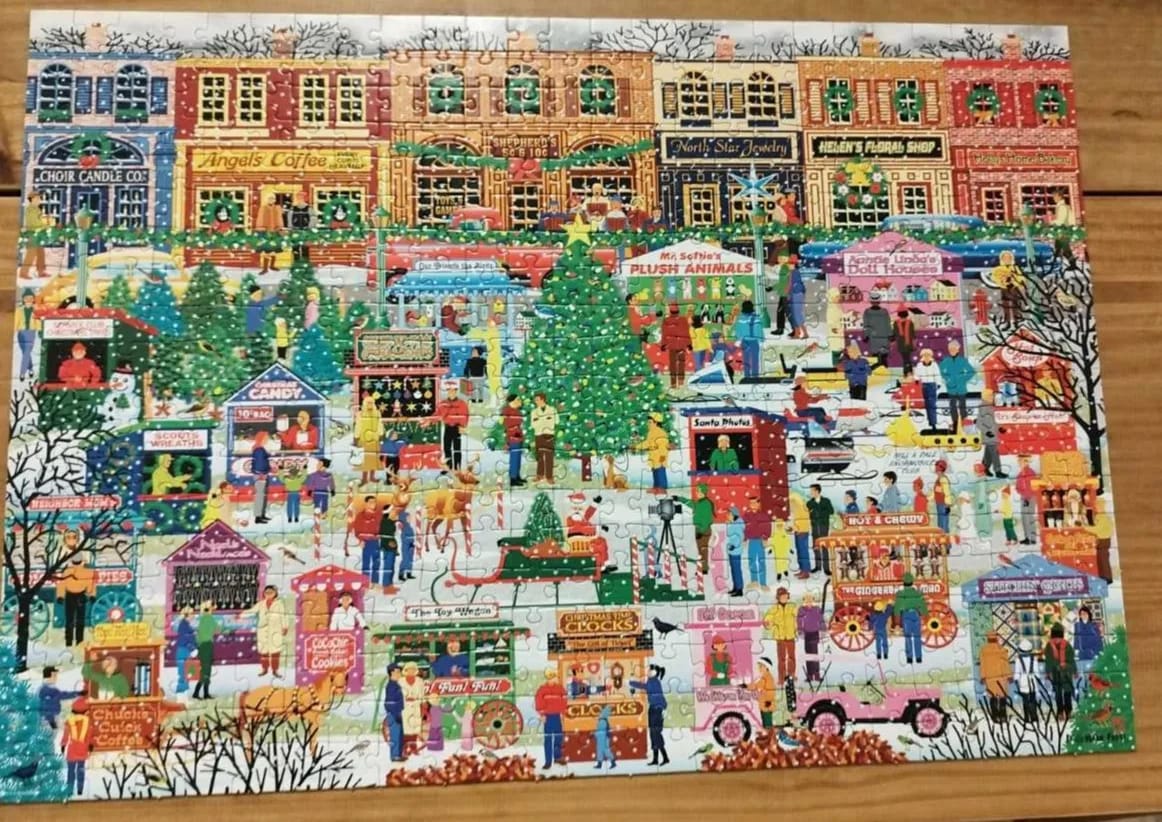 Downtown Holiday Festival