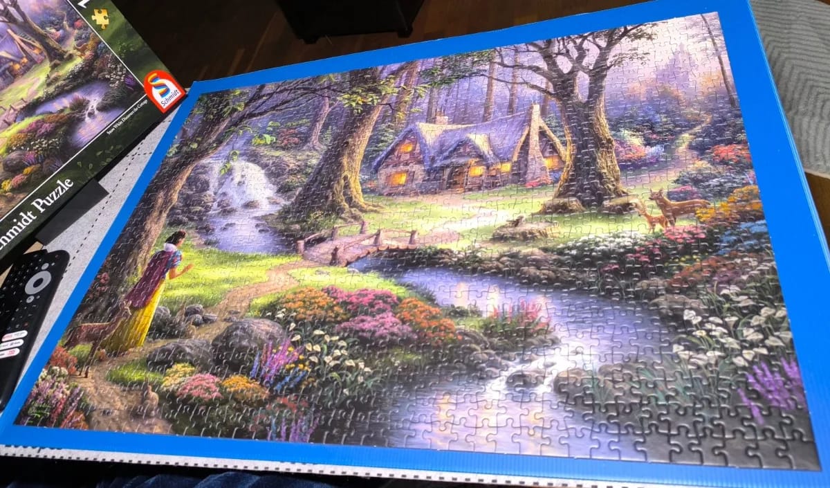 Snow White Discovers the Cottage
